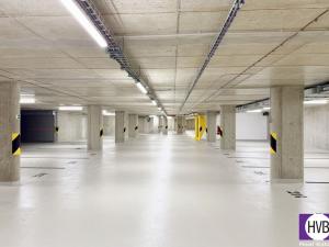 Pronájem garážového stání, Praha, Modřanská, 13 m2