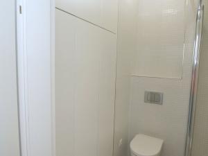 Pronájem bytu 1+kk, Praha - Střešovice, Parléřova, 31 m2