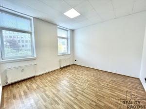 Pronájem bytu 1+kk, Olomouc, Březinova, 35 m2