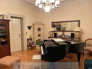 Pronájem bytu 3+1, Praha - Malá Strana, Újezd, 113 m2