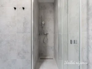 Pronájem bytu 2+kk, Praha - Kyje, Za černým mostem, 58 m2