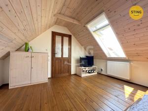 Prodej rodinného domu, Jevišovice, 180 m2