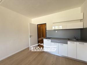 Pronájem bytu 1+kk, Otrokovice, J. Jabůrkové, 29 m2