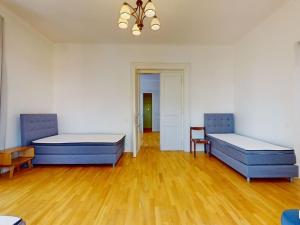 Pronájem bytu 4+1, Praha - Nové Město, Mezibranská, 111 m2