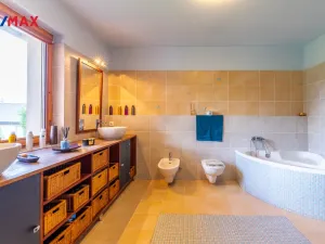 Prodej rodinného domu, Kostelec nad Labem - Jiřice, K Paterům, 290 m2