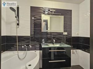 Pronájem bytu 2+kk, Plzeň - Východní Předměstí, Květná, 49 m2
