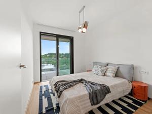 Pronájem bytu 2+kk, Praha - Modřany, Československého exilu, 52 m2