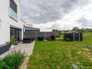Prodej bytu 4+kk, Holubice, 102 m2