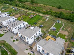 Prodej bytu 4+kk, Holubice, 102 m2