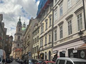 Pronájem bytu 1+1, Praha, Mostecká, 68 m2