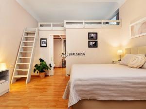 Prodej bytu 2+1, Praha - Staré Město, Karoliny Světlé, 47 m2