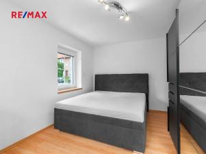 Prodej bytu 3+1, Holýšov, Ruská, 56 m2