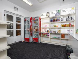 Pronájem obchodního prostoru, Břeclav - Poštorná, Celnice-středisko služeb, 80 m2