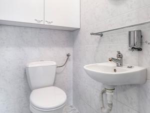 Prodej bytu 2+1, Mariánské Lázně, Družstevní, 75 m2