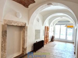 Pronájem obchodního prostoru, Trutnov - Vnitřní Město, Krakonošovo náměstí, 85 m2