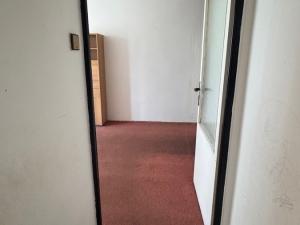Pronájem bytu 2+kk, Praha, Sáňkařská, 42 m2