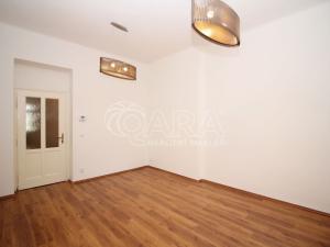 Pronájem bytu 3+kk, Praha, Chvalova, 71 m2