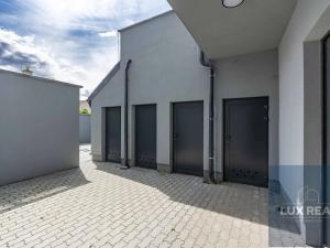Prodej bytu 2+kk, Střelice, Brněnská, 54 m2