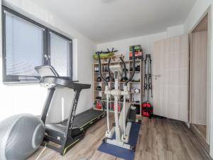 Prodej rodinného domu, Tmaň, K Vodojemu, 261 m2