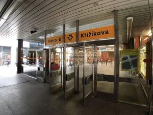 Pronájem kanceláře, Praha - Karlín, Thámova, 20 m2