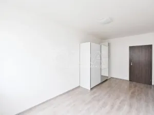 Pronájem bytu 2+kk, Praha - Dolní Měcholupy, Honzíkova, 58 m2