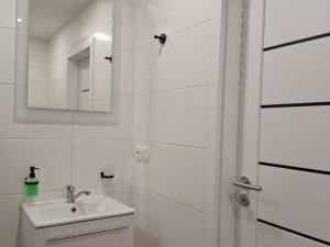 Prodej bytu 2+kk, Teplice, Arbesova, 47 m2