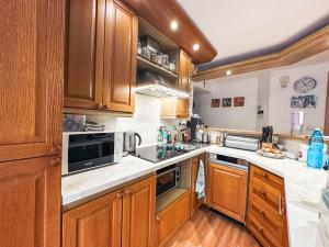 Pronájem bytu 2+kk, Praha, Petrovická, 42 m2