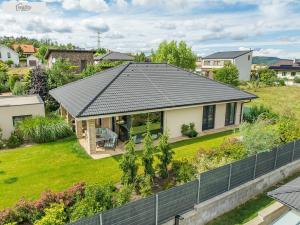 Prodej rodinného domu, Králův Dvůr - Křižatky, Na Vinohradech, 136 m2