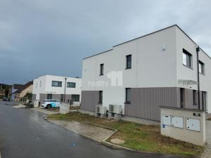 Prodej rodinného domu, Kladno - Dubí, Pechlátova, 353 m2