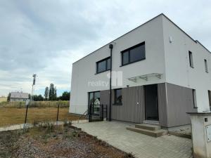 Prodej rodinného domu, Kladno - Dubí, Pechlátova, 353 m2