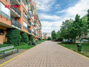 Pronájem bytu 2+kk, Praha - Vysočany, Pod Harfou, 50 m2