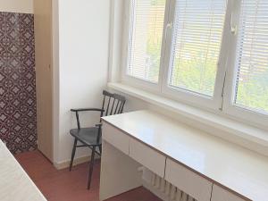 Pronájem bytu 1+1, Zlín - Malenovice, třída Svobody, 31 m2