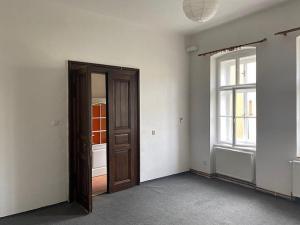 Pronájem bytu 3+1, Plzeň - Jižní Předměstí, U Tržiště, 90 m2