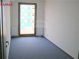 Pronájem kanceláře, Hradec Králové, Wonkova, 13 m2