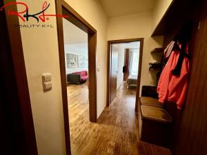 Pronájem bytu 2+kk, Praha, Zakšínská, 60 m2