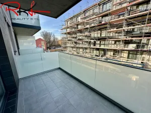 Prodej bytu 2+kk, Praha, Čakovická, 49 m2
