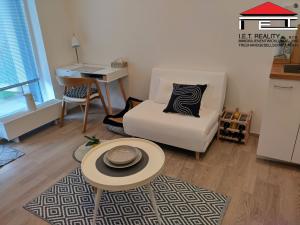 Pronájem bytu 1+kk, Rosice, Na Vyhlídce, 28 m2