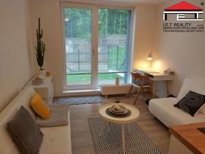 Pronájem bytu 1+kk, Rosice, Na Vyhlídce, 28 m2
