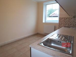 Pronájem bytu 3+1, Humpolec, Kamarytova, 81 m2