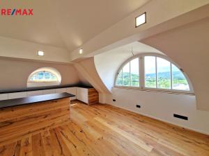 Pronájem kanceláře, Praha - Braník, Branická, 676 m2
