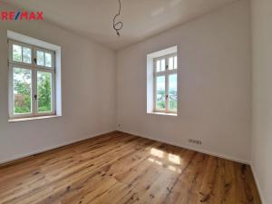 Pronájem kanceláře, Praha - Braník, Branická, 676 m2