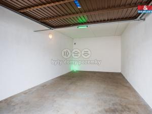 Prodej garáže, Milovice, Slepá, 17 m2