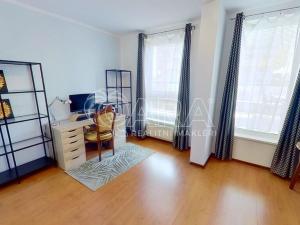 Pronájem bytu 3+kk, Praha - Vysočany, Pod Harfou, 76 m2