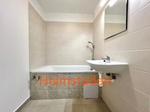 Pronájem bytu 3+1, Ostrava - Poruba, Francouzská, 66 m2