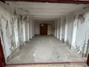 Prodej garáže, Broumov, Husova, 18 m2