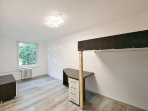 Pronájem bytu 3+1, Praha - Krč, V Štíhlách, 62 m2