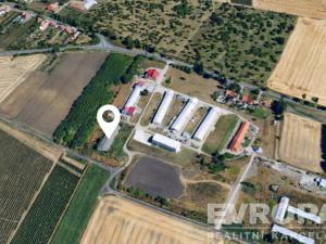 Prodej komerční nemovitosti, Mikulov, Valtická, 2047 m2