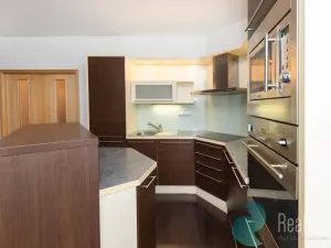 Prodej bytu 2+kk, Praha - Záběhlice, Záběhlická, 74 m2