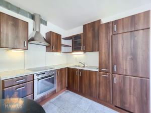 Pronájem bytu 3+1, Praha - Košíře, Vrchlického, 75 m2
