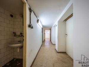 Prodej obchodního prostoru, Tvarožná Lhota, 278 m2